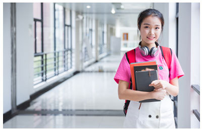 英國本科留學(xué)中介配圖