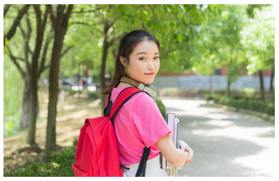 馬來西亞留學(xué)中介配圖